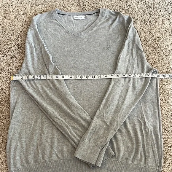 Mens v-neck sweater size XXL - Picture 2 of 3